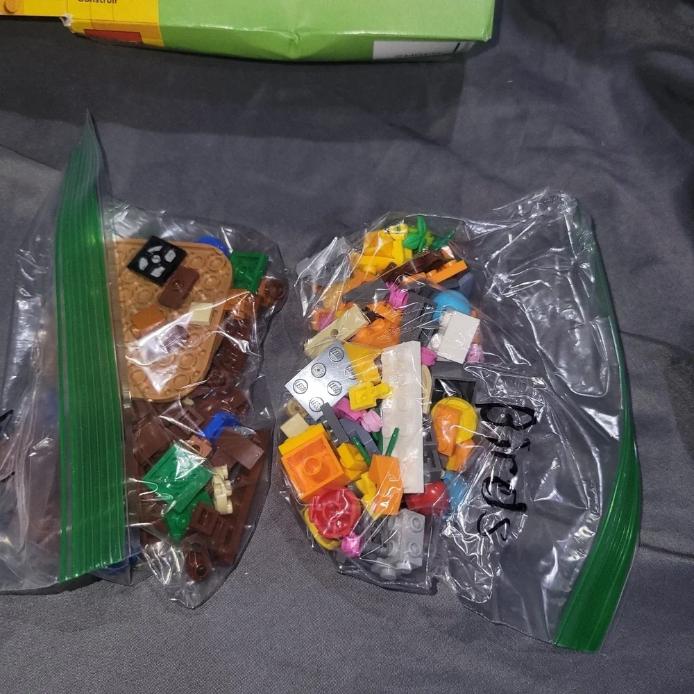 LEGO Bird's Nest set 40639 Complete With Instructions And Box